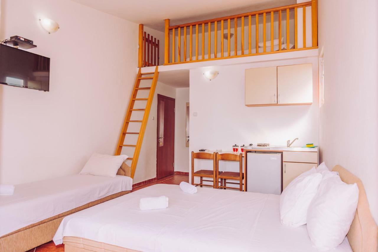 דוברה וודה Apartmani Lasta מראה חיצוני תמונה